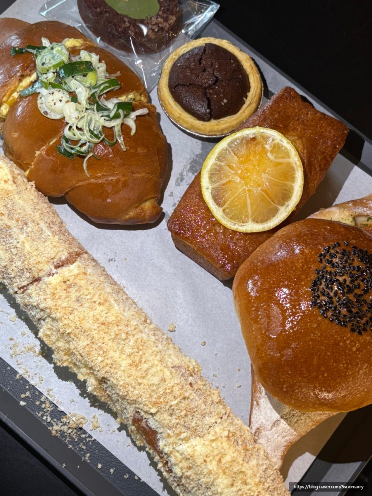  파주 대형카페 바리루스 베이커리 티그레맛집 모임장소추천
