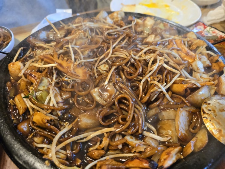  남양주 북한강 돌짜장과 갈비찜 맛집 가족외식하기 좋은 북한강돌짜장