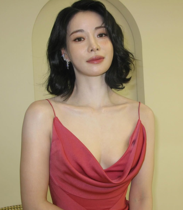 <b>이도현</b> <b>전역</b>이 벌써 코앞.언제? (+연인 <b>임지연</b> 사진)근황 움짤... 