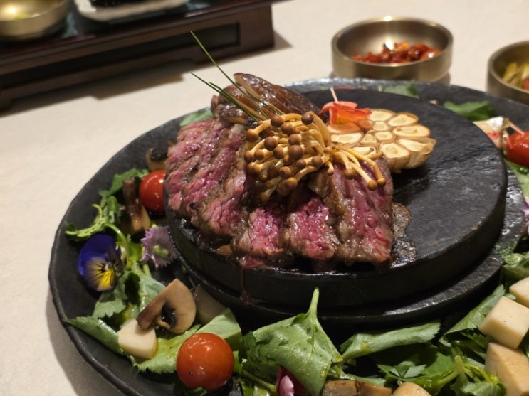  서울스퀘어 맛집 ::동화고옥 서울역점::  한정식 코스 추천