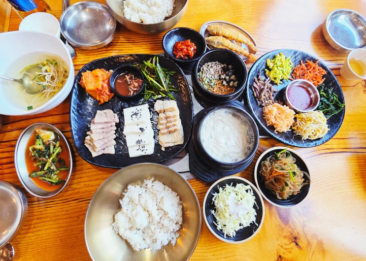  [부평 쌈밥 맛집 밥집] 부평시장역 가족모임 두부 맛집 "콩뜨는집" (feat. 두부수육퉁퉁장 정식)