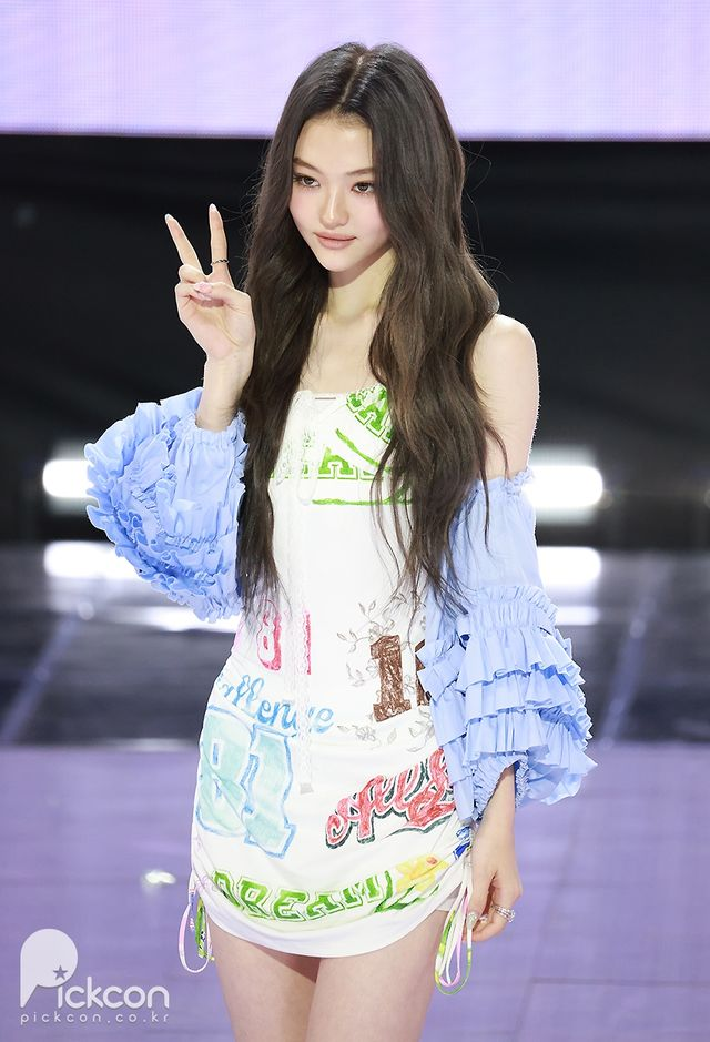미야오 엘라 "콘셉트 가장 잘 소화한 멤버? 모두가 다 잘 어울리는 것 같다"