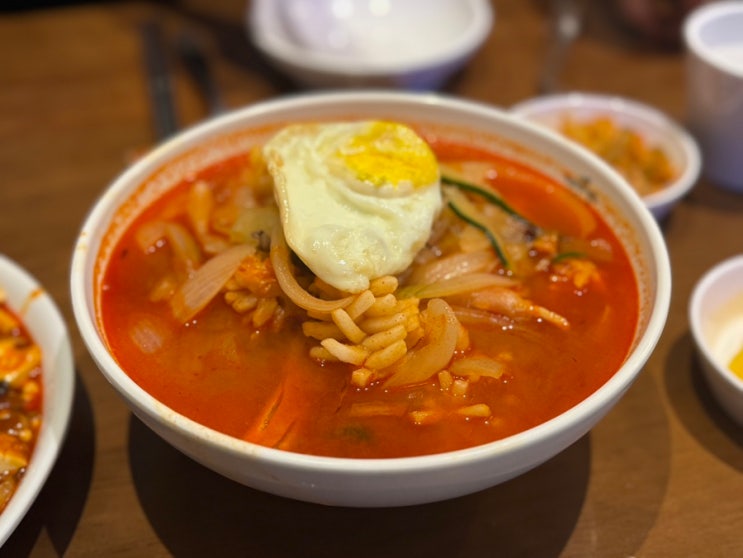 용리단길맛집 중화국밥 외 특별한메뉴들 중화객잔 수