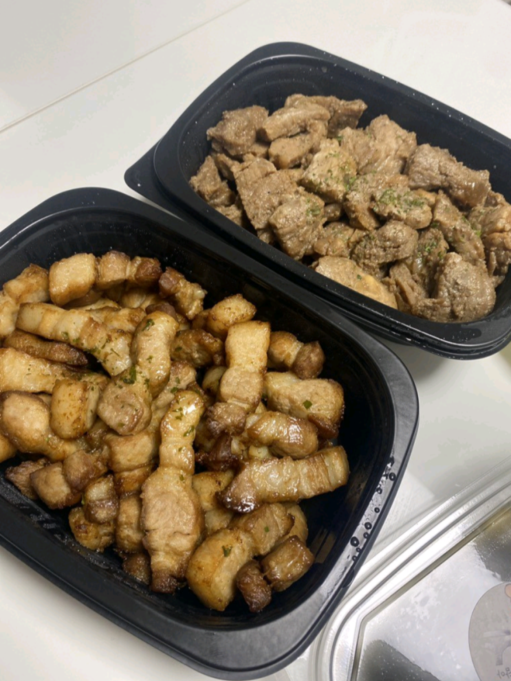  삼겹살 배달 맛집을 찾는다면? 인천 영종도는 고기극찬이 답이다.