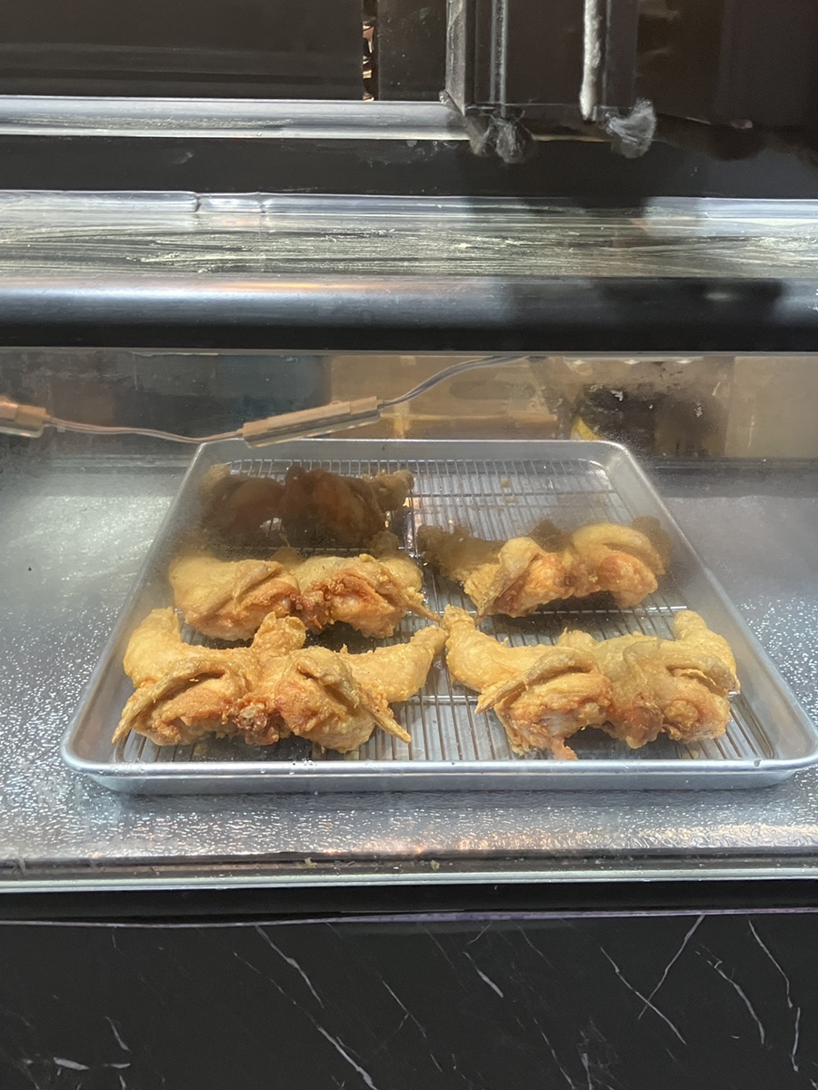 명가통닭 청구점 사진 2
