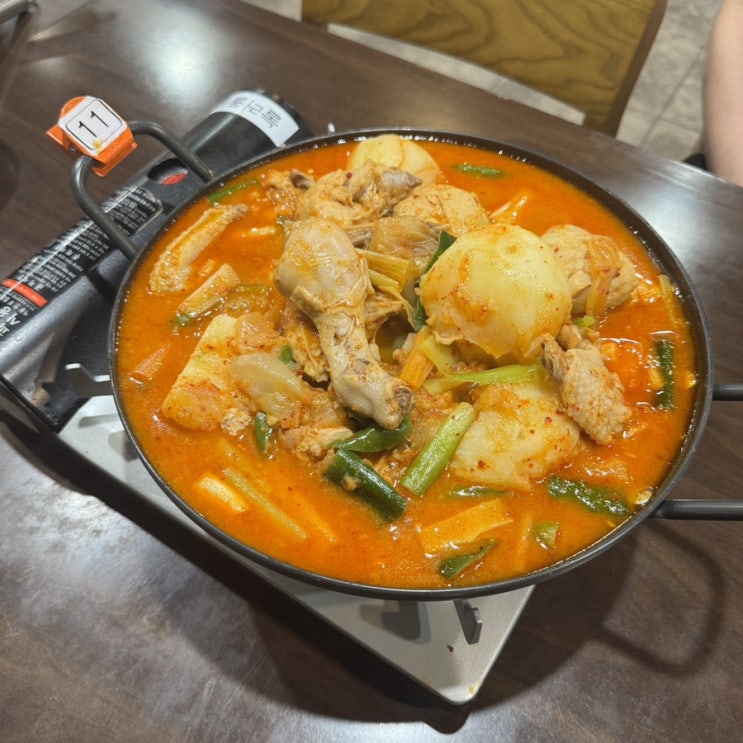  수원 한식 풍년닭도리탕 수원인계점 인계동 모임장소 후기