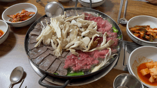 대전 유성 맛집 '한우곰탕' 한우 수육 로컬 맛집, 진한 사골국물 한우전골