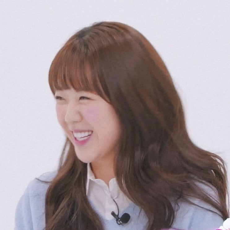  현실 코디로 딱! 지예은 여자 반팔 티셔츠 브랜드 모음