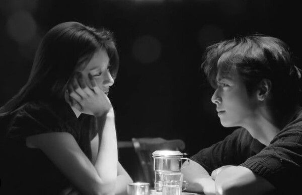 차은우·고윤정, 눈부신 비주얼…청춘영화 한 장면
