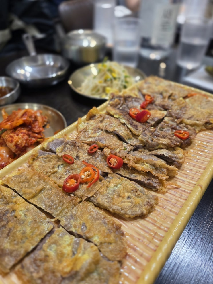  안국역 맛집 추천 종로수제비 육전 먹자마자 막걸리 각