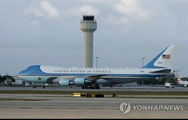 <b>카타르</b>, <b>트럼프</b>에 5천억 <b>항공기</b> 선물