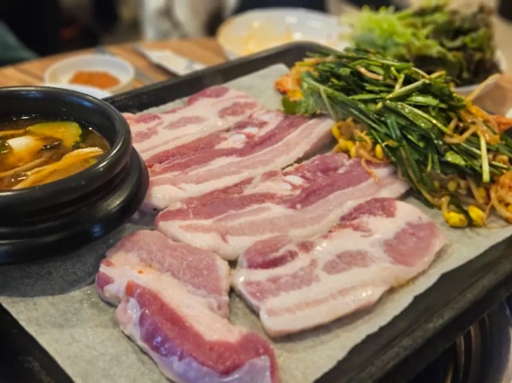  이천 삼겹살 냉면 볶음밥 사이드까지 맛있는 돈돼지먹어봐