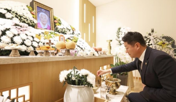 日 <b>위안부</b> 참상 알린 <b>이옥선 할머니</b> 별세...경기도의회 김진경... 