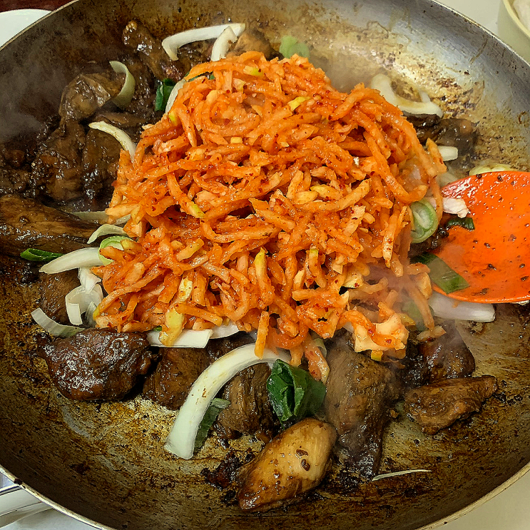  천안 성환 무생채 간장닭갈비 노포 맛집 ; 공주집