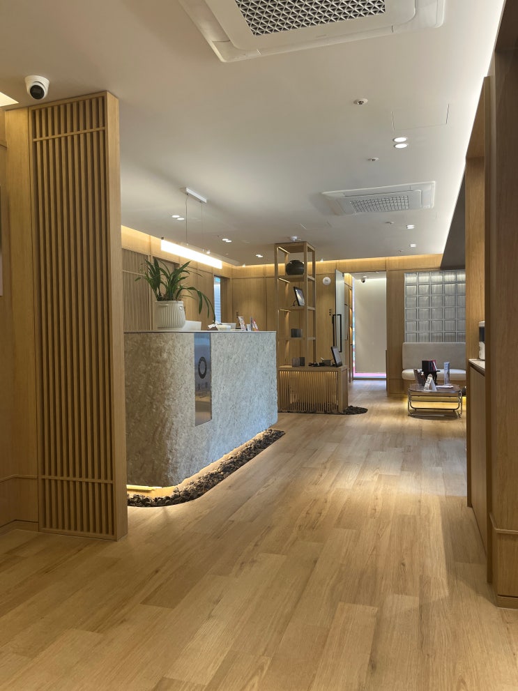  [강남역피부과 추천] 캐비어리빌더로 피부톤개선, 파데프리까지