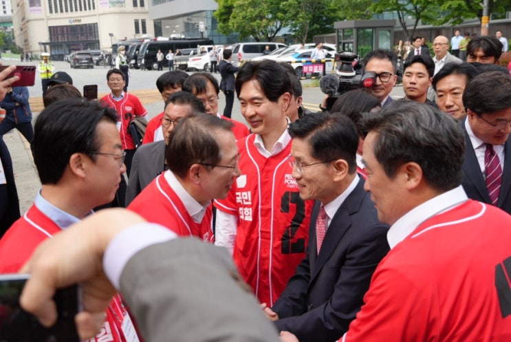 <b>김문수</b> 대통령 후보 <b>부산 방문</b>