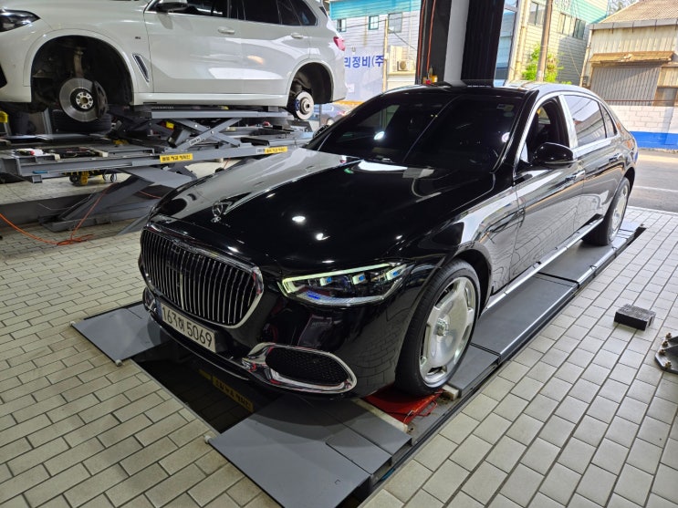  벤츠 S클래스 마이바흐 타이어 교체 255 40 20 안산 유일타이어