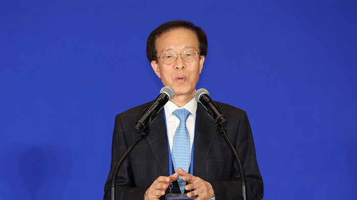 <b>이명박</b> 정부 법제처장 출신의 "보수 법조인" <b>이석연</b>, 왜 이재명... 