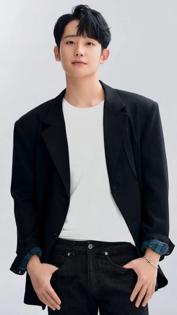 "로맨스를 집어삼킨 두 남자" 변우석 VS <b>정해인</b>, 차세대... 