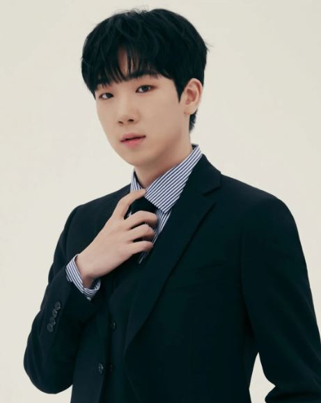 최수호 군대 다녀왔나? 프로필 그리고 팬카페 팬덤명은?
