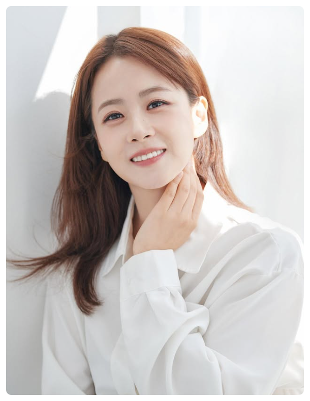 배우 류현경 소속사 <b>에일리언컴퍼니 전속계약</b>, 영화 '주차금지... 