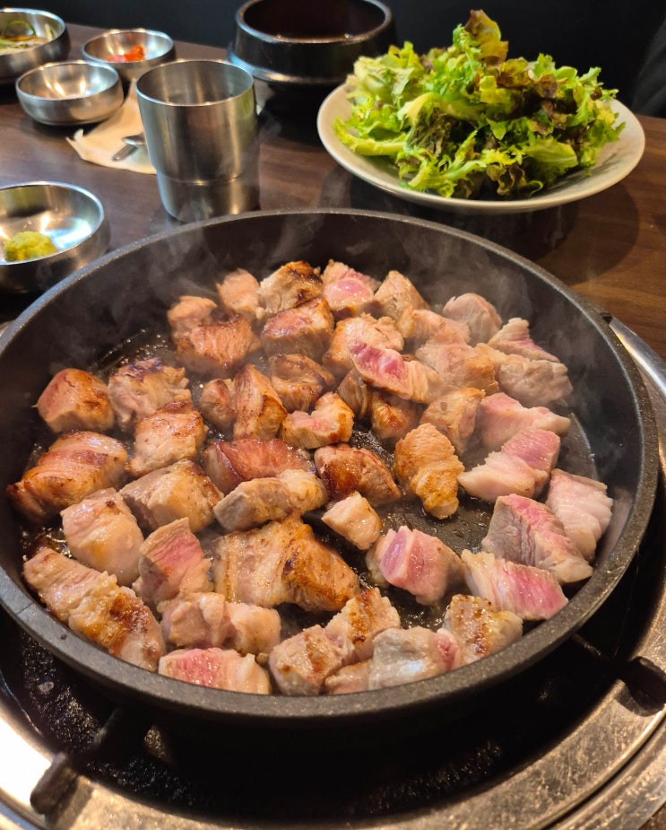  성수동 회식/데이트 장소 추천! 외국인 손님 접대에 딱 좋은 고기 맛집 '일미락' 방문기