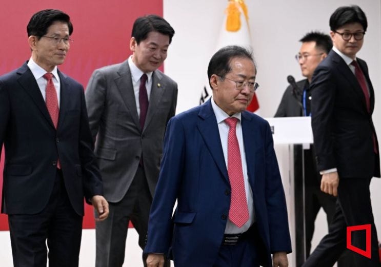홍준표, 국힘 러브콜에 "정나미 떨어져 당 근처도 가기 싫어" 홍준표, 국힘 러브콜에 "정나미 떨어져 당 근처도 가기 싫어"