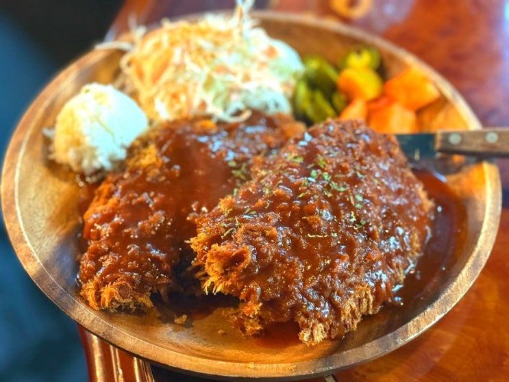  [홍대입구 맛집] 뇽즈 빈티지 감성 가득한 경양식 돈까스 내돈내산 후기