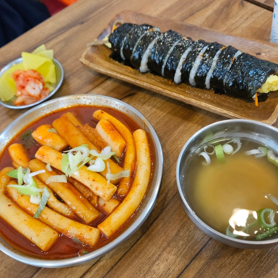 모퉁이김밥 별관 사진 1