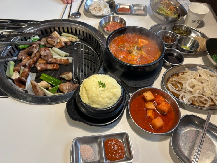  뚝섬역 맛집 숙성 돼지고기 먹고 싶을 땐 고집132 성수본점