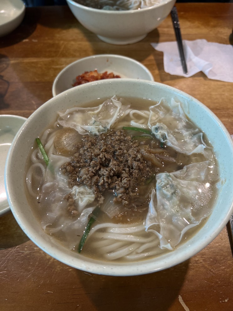  서울 용산 칼국수 맛집 : 명동교자 이태원