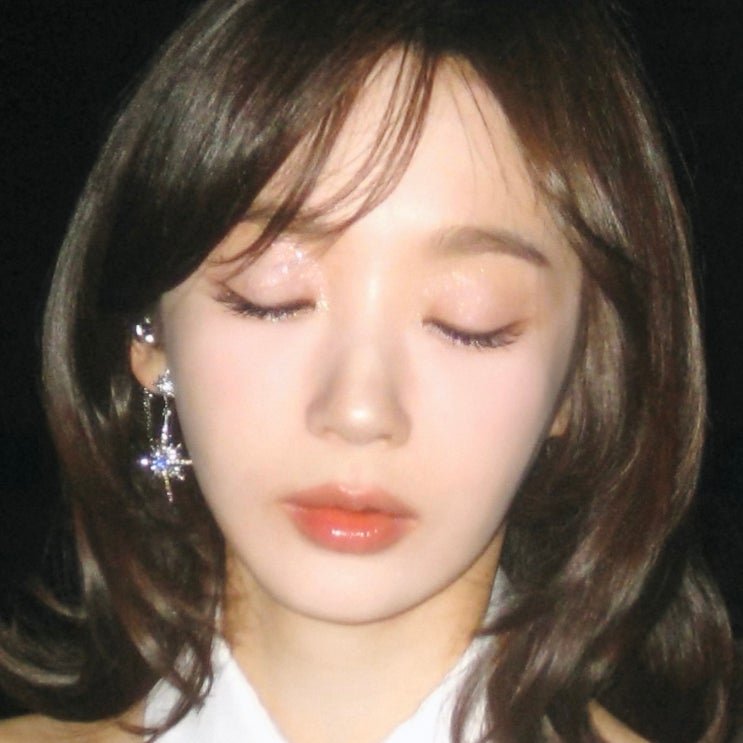  분위기 여신 따라잡기, 강민경 중단발 머리