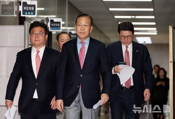  권영세, '당과 절연' 홍준표 향해 "이제 와서 이러면 안돼"