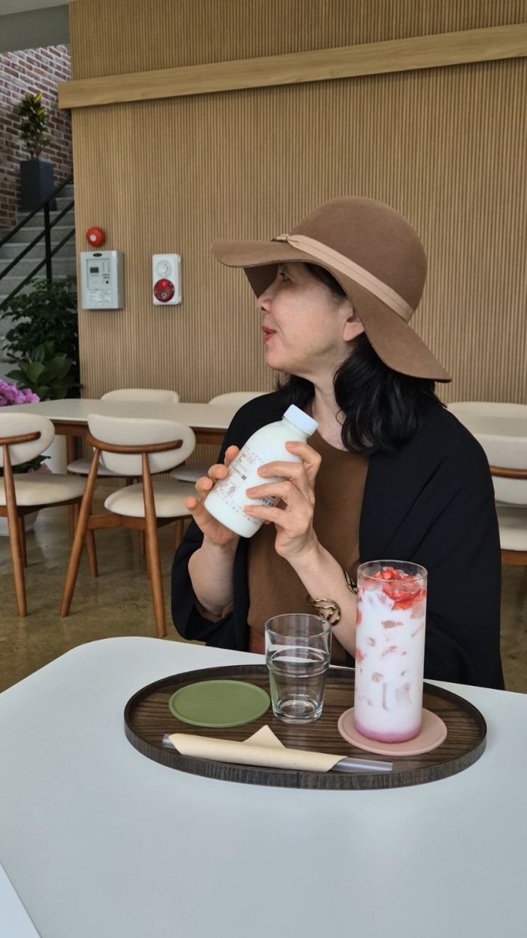  계룡산 갑사 가는 길, 효덕목장 카페에서 잠시 쉬어갑니다
