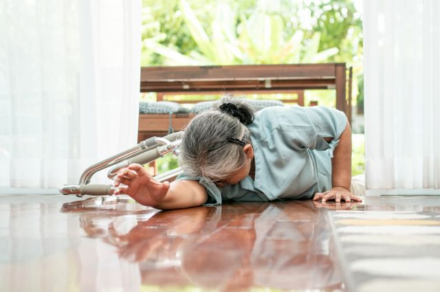  뇌출혈로 쓰러진 아내 발견하고도 테니스 치러간 남편… 징역형 집유