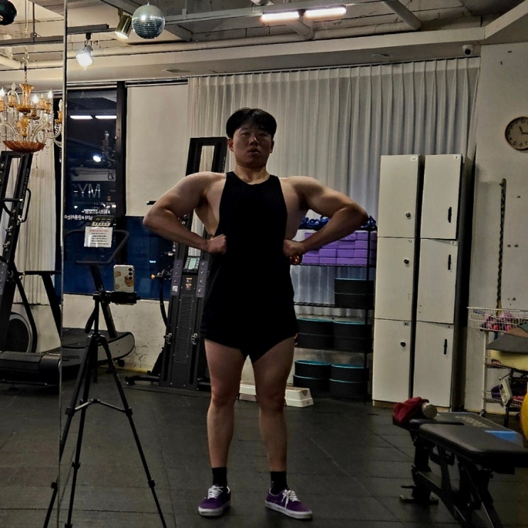 탄탄한 벌크 체형 완성 상체 집중 근성장의 비결 공개 탄탄한 벌크 체형 완성 상체 집중 근성장의 비결 공개