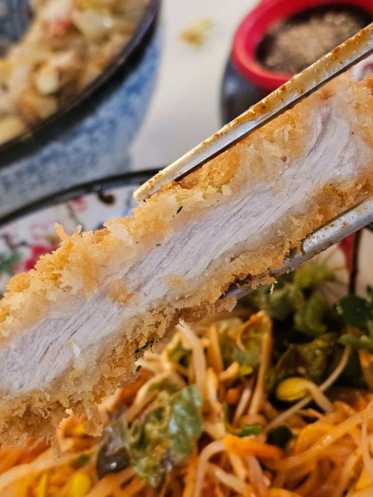  부산 돈까스 범일역밥집 커넥트현대 맛집 즐거운식당