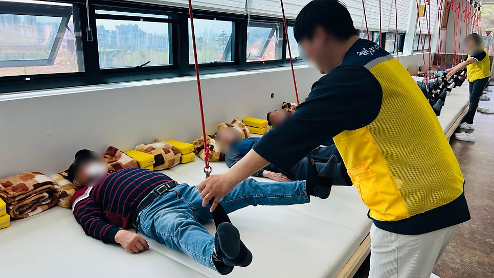 보령미산주간보호센터 금빛사랑주야간보호센터 어버이날 행사