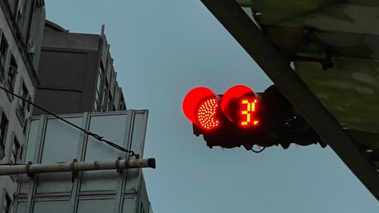  여름 해외여행 계획 전 필수, 나라별 장마 시기 여행 팁