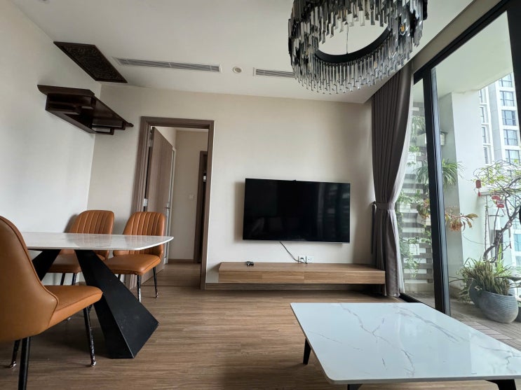  하노이 스카이레이크 S2 2룸 풀옵션 2200만동 좋은 아파트 임대 알려드립니다 ( VINHOMES SKYLAKE )