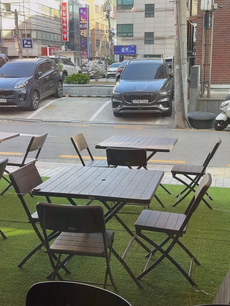  공간 양재점에서 만나는 양재시민의숲역요리주점