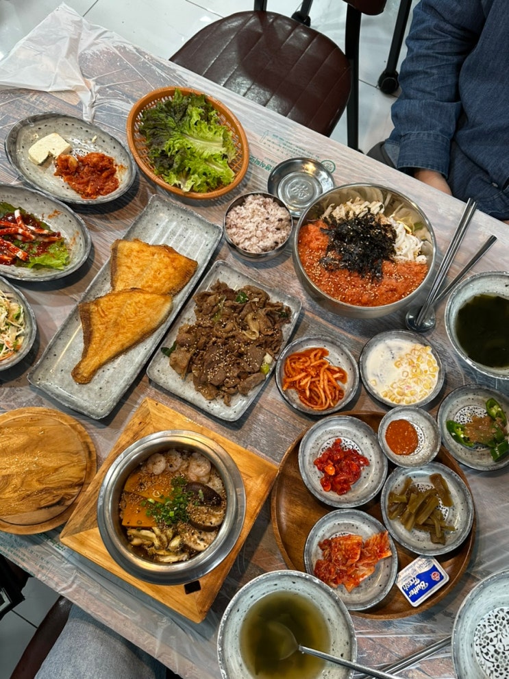  통영중앙시장 근처 맛집 통영밥집가온 점심 후기 (주차, 동피랑)
