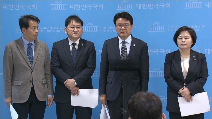 <b>심우정</b> 총장 <b>딸 특혜 채용 의혹</b>, 조국 일가와의 비교로 촉발된... 