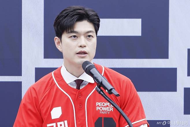 250516 <b>김용태</b> “<b>윤석열</b> 찾아가 <b>탈당</b> 권고하겠다”