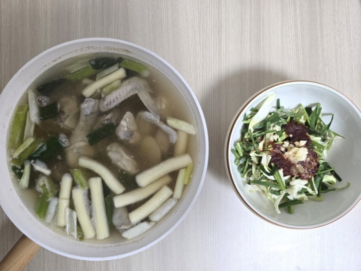 컨셉과 맛을 잘 살린 닭한마리 밀키트 『 김포닭한마리 』 대만족후기 컨셉과 맛을 잘 살린 닭한마리 밀키트 『 김포닭한마리 』 대만족후기
