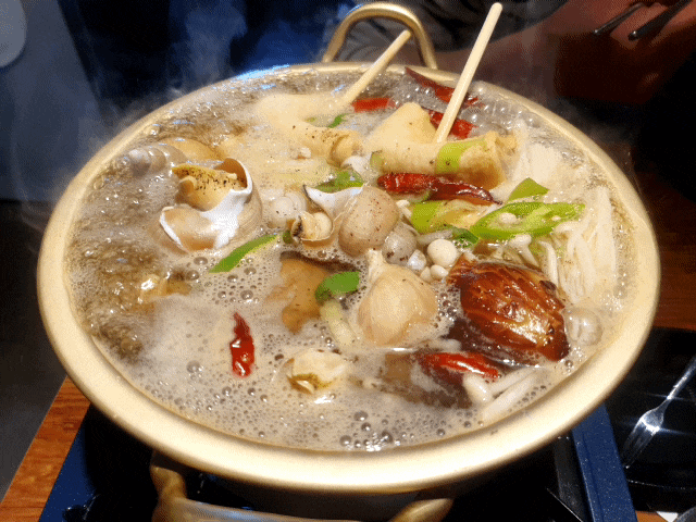 대전 롯데백화점 근처 맛집 괴정동 맛집 동백본가 푸짐