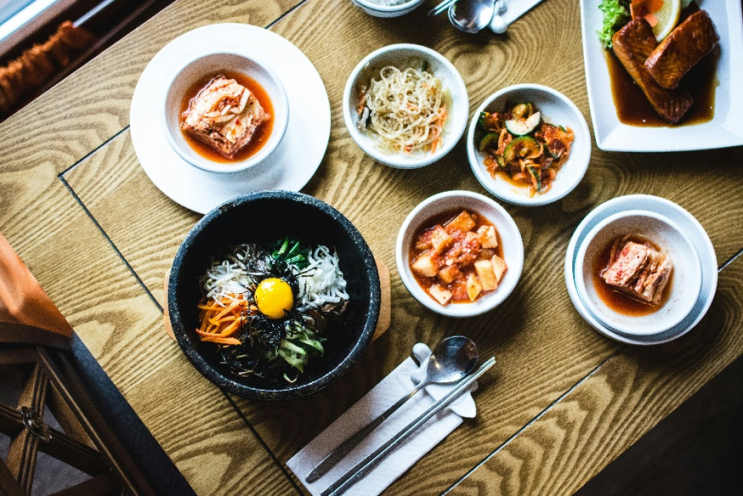  미국에서 주목받는 K-푸드, 솥밥까지 인기를 얻고 있는 이유? 식당용 1인용 압력밥솥