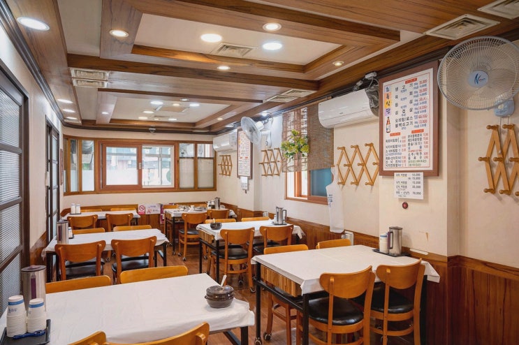  신선한 재료와 전문적인 서비스가 돋보이는 함평한우전문점, 초록식당에서의 특별한 경험