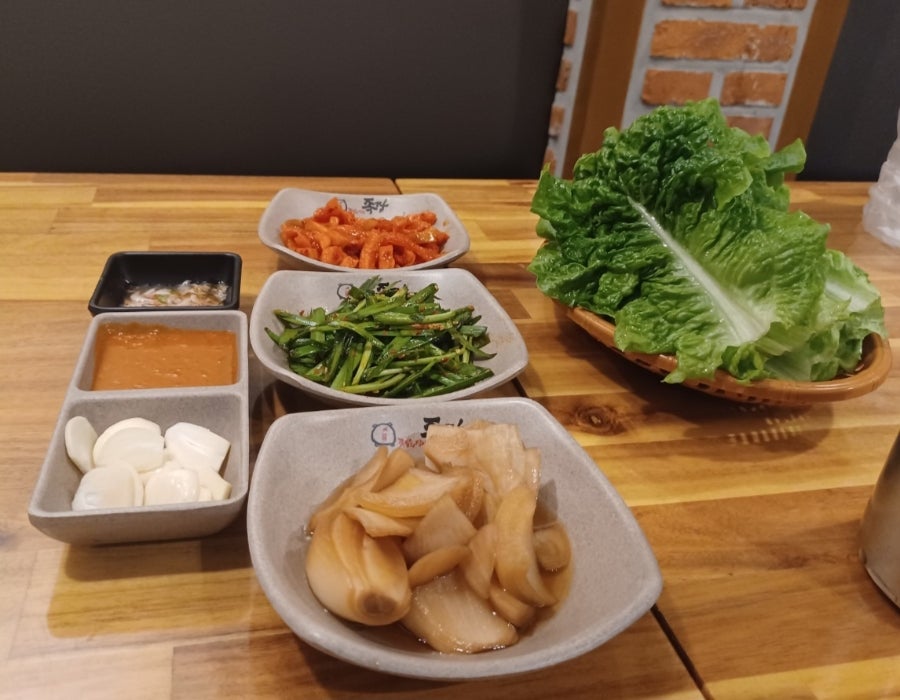 족발의장인족장 고흥점 사진 2