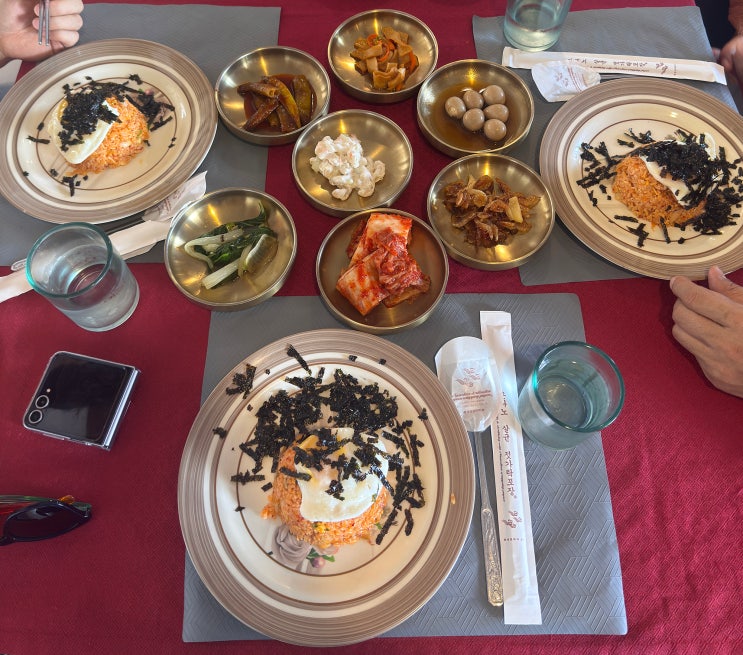  사방비치 김치볶음밥 망고스무디 맛있는 한인식당